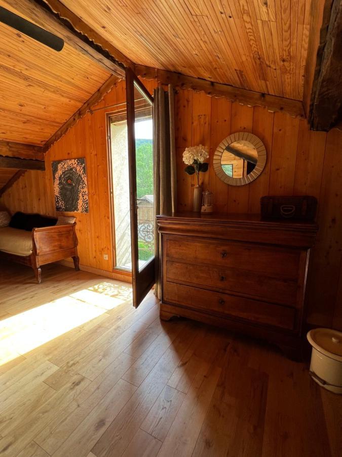 Les Granges De L'Eblouaz Bed & Breakfast Saint-Rambert-en-Bugey Dış mekan fotoğraf