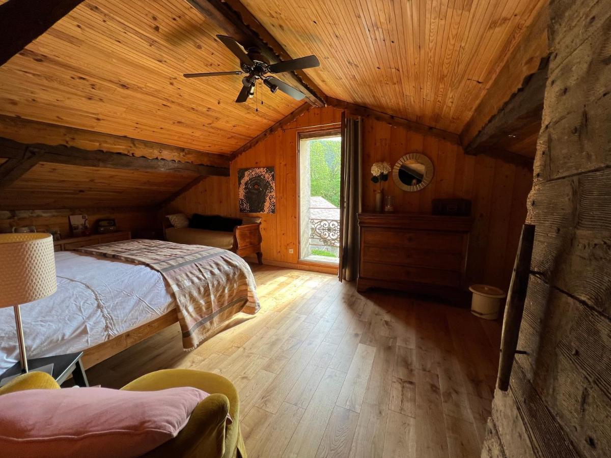 Les Granges De L'Eblouaz Bed & Breakfast Saint-Rambert-en-Bugey Dış mekan fotoğraf